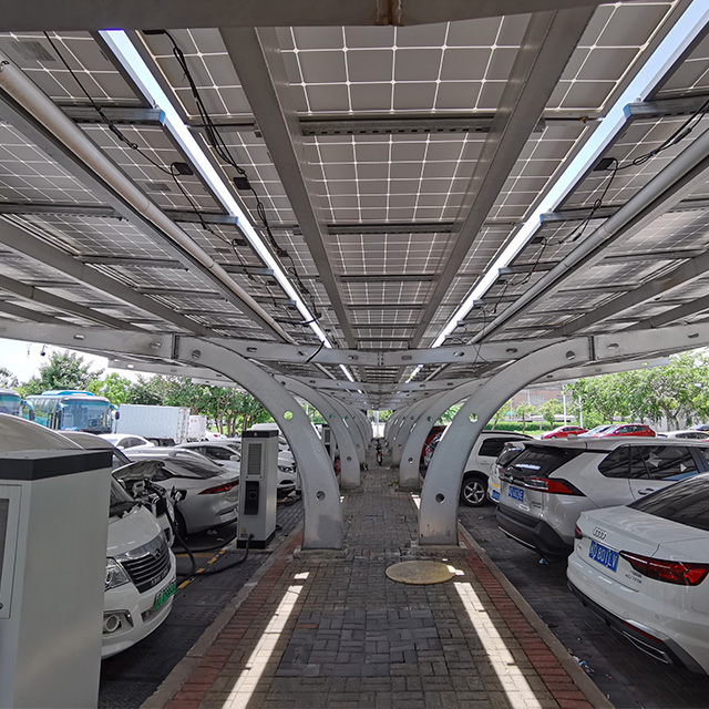 太陽光発電駐車場